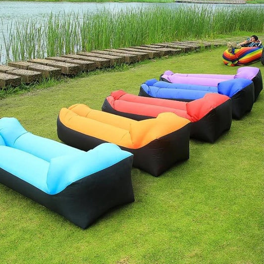 Breezy Rest: The Ultimate Inflatable Outdoor Lounger!